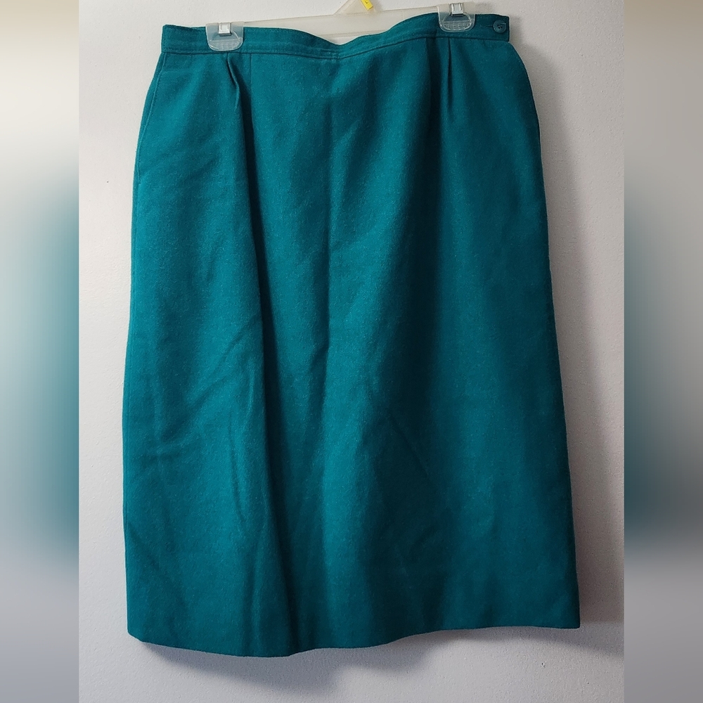 Pendleton 100% Virgin Wool Skirt Green Size 14 Lined Pockets